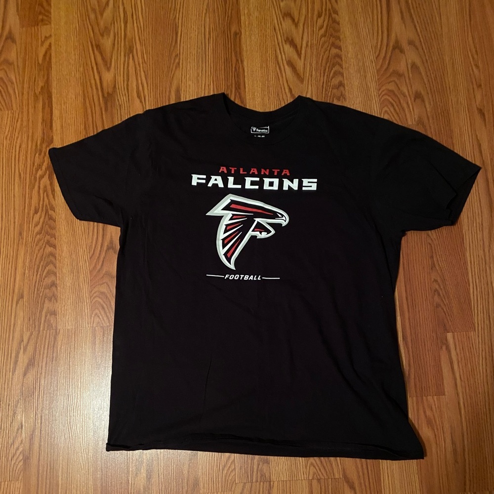Falcons fans take a look! Short-sleeve tee.